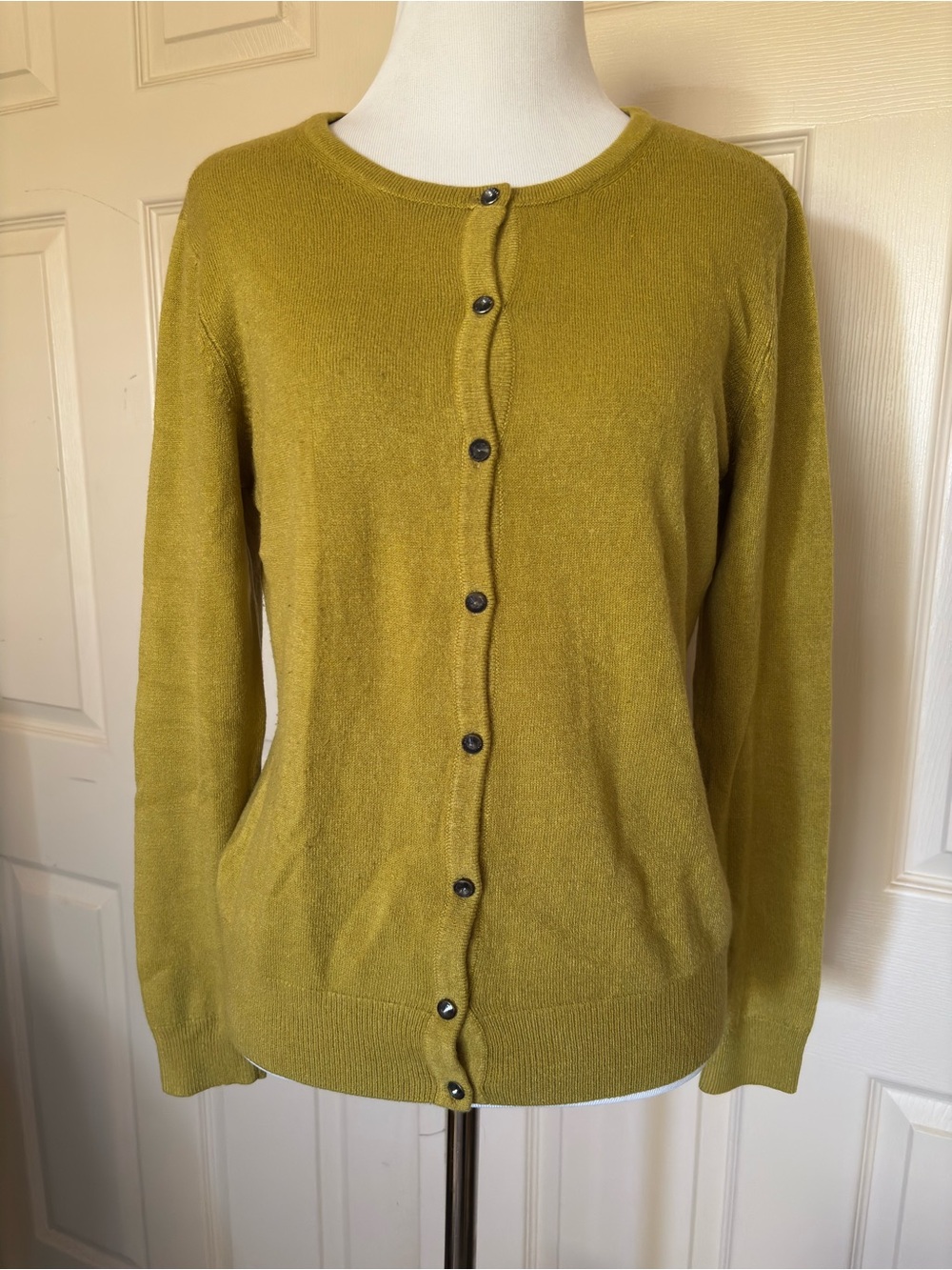 New York & Co. Crewneck Button-Front Sweater - Olive Green